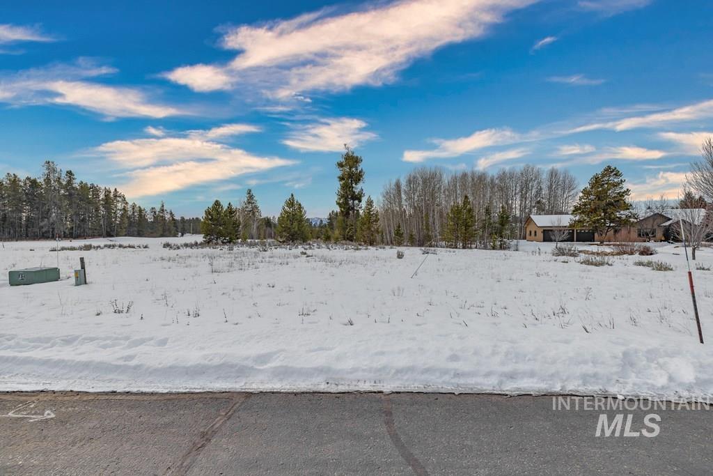 241 West Jug Road McCall, ID 83638 - Photo 11 of 18