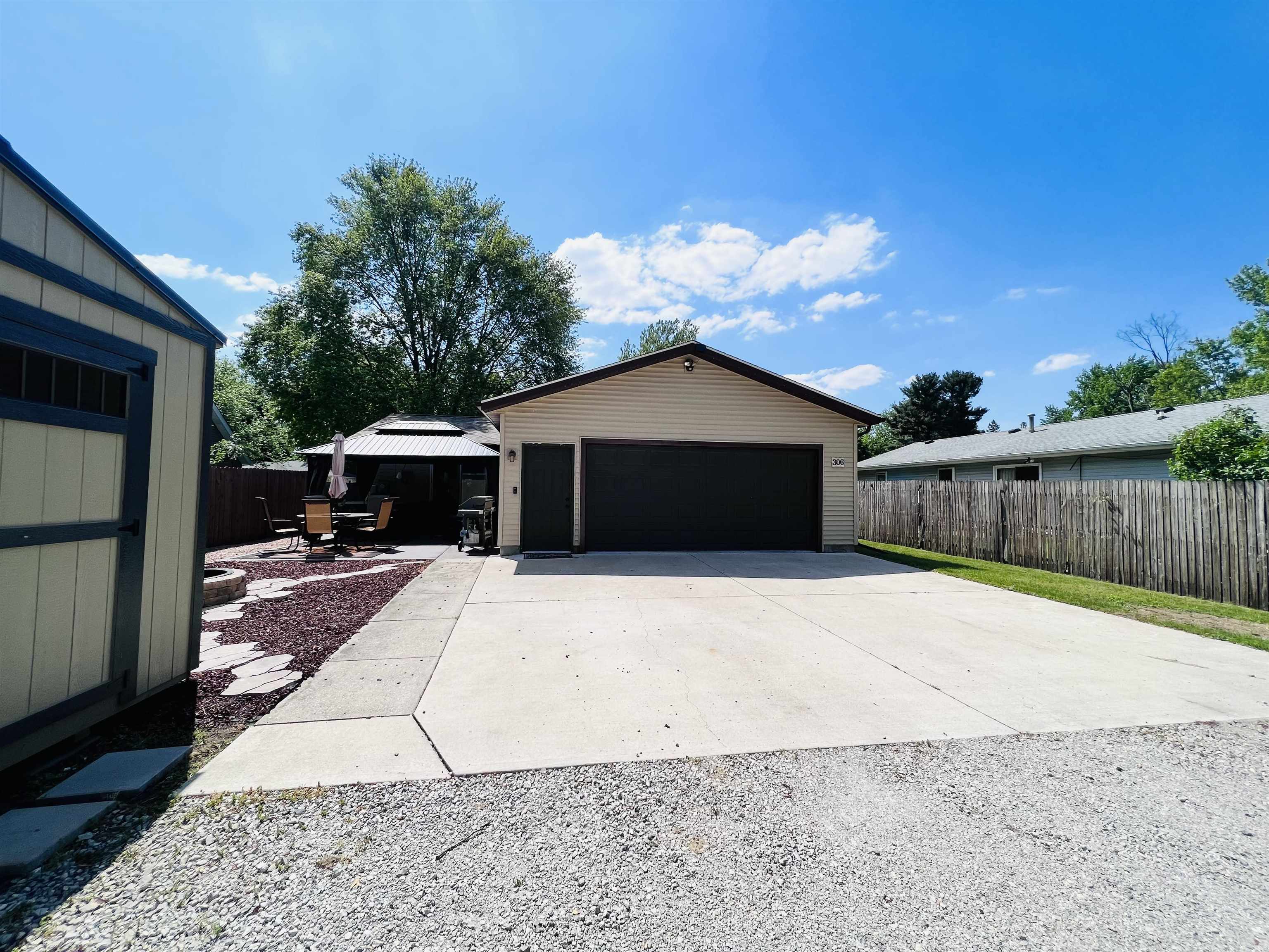 306 South Riverside Boulevard Goshen, IN 46526 - Photo 20 of 21 Gallery Image 20