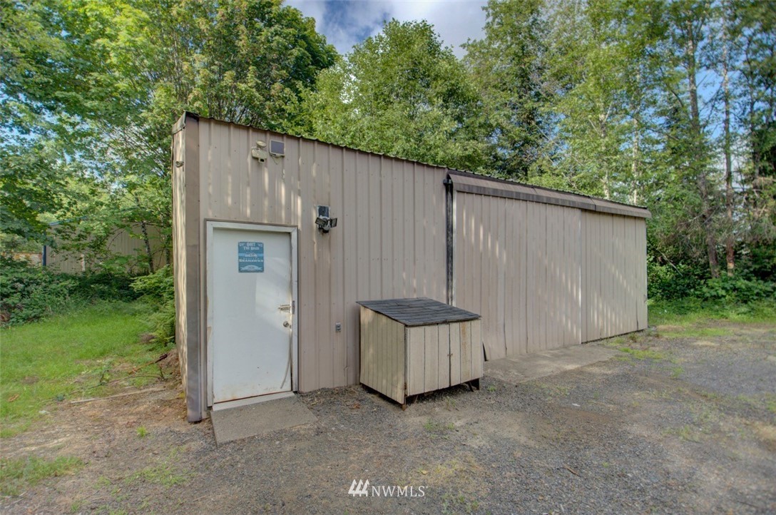 5436 Kinney Road Southwest Olympia, WA 98512 - Photo 19 of 23 Gallery Image 19