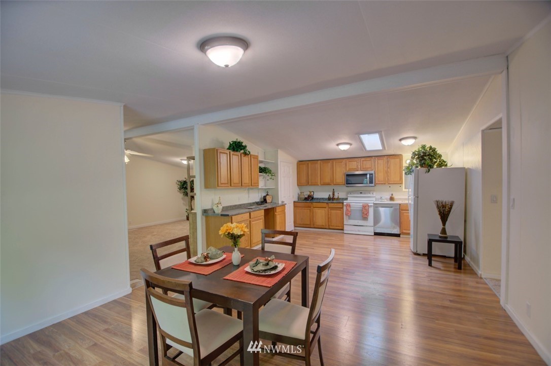 5436 Kinney Road Southwest Olympia, WA 98512 - Photo 7 of 23 Gallery Image 7