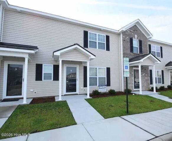 $1,450 | 120 Chandler Drive, Unit H, Greenville, NC 27834