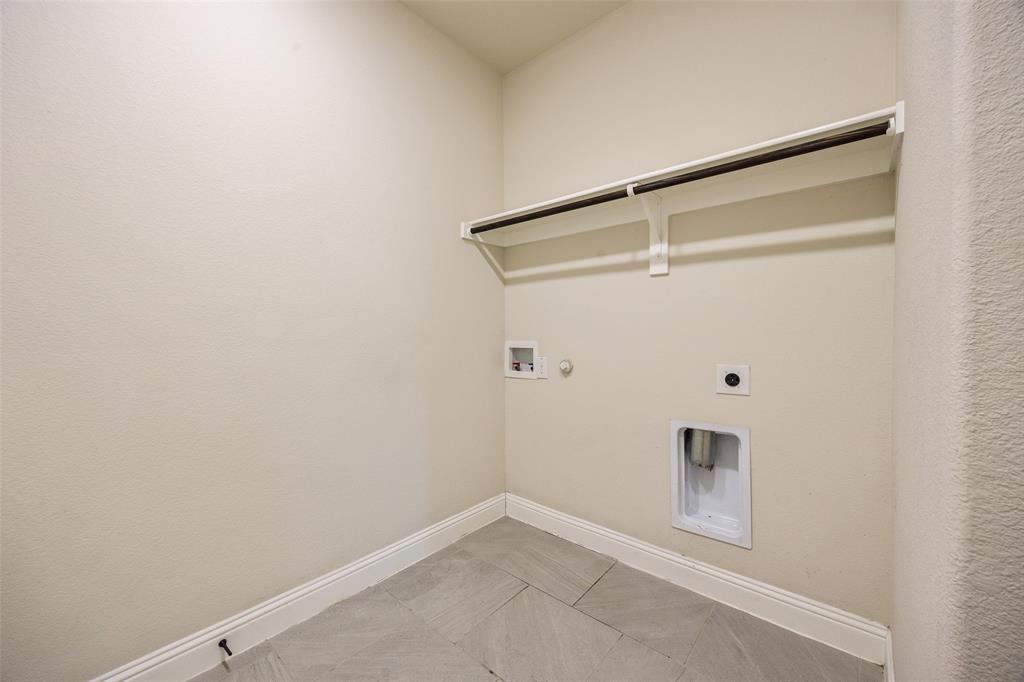 1817 Ramsgate Road Forney, TX 75126 - Photo 22 of 40 Laundry Room