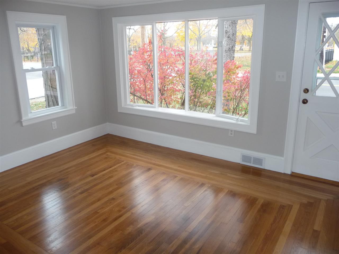 326 Goffstown Road Manchester, NH 03102 - Photo 13 of 26