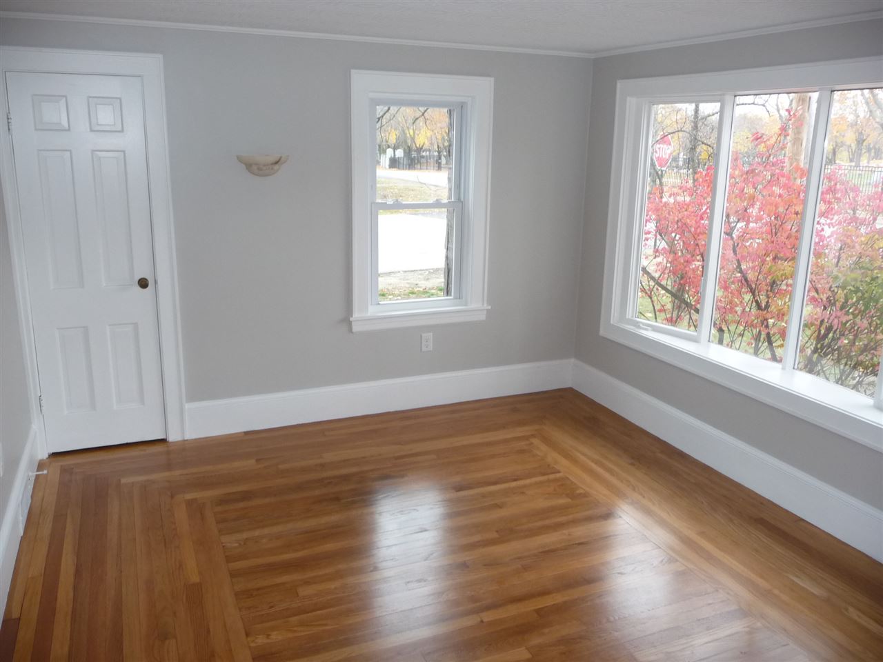 326 Goffstown Road Manchester, NH 03102 - Photo 14 of 26