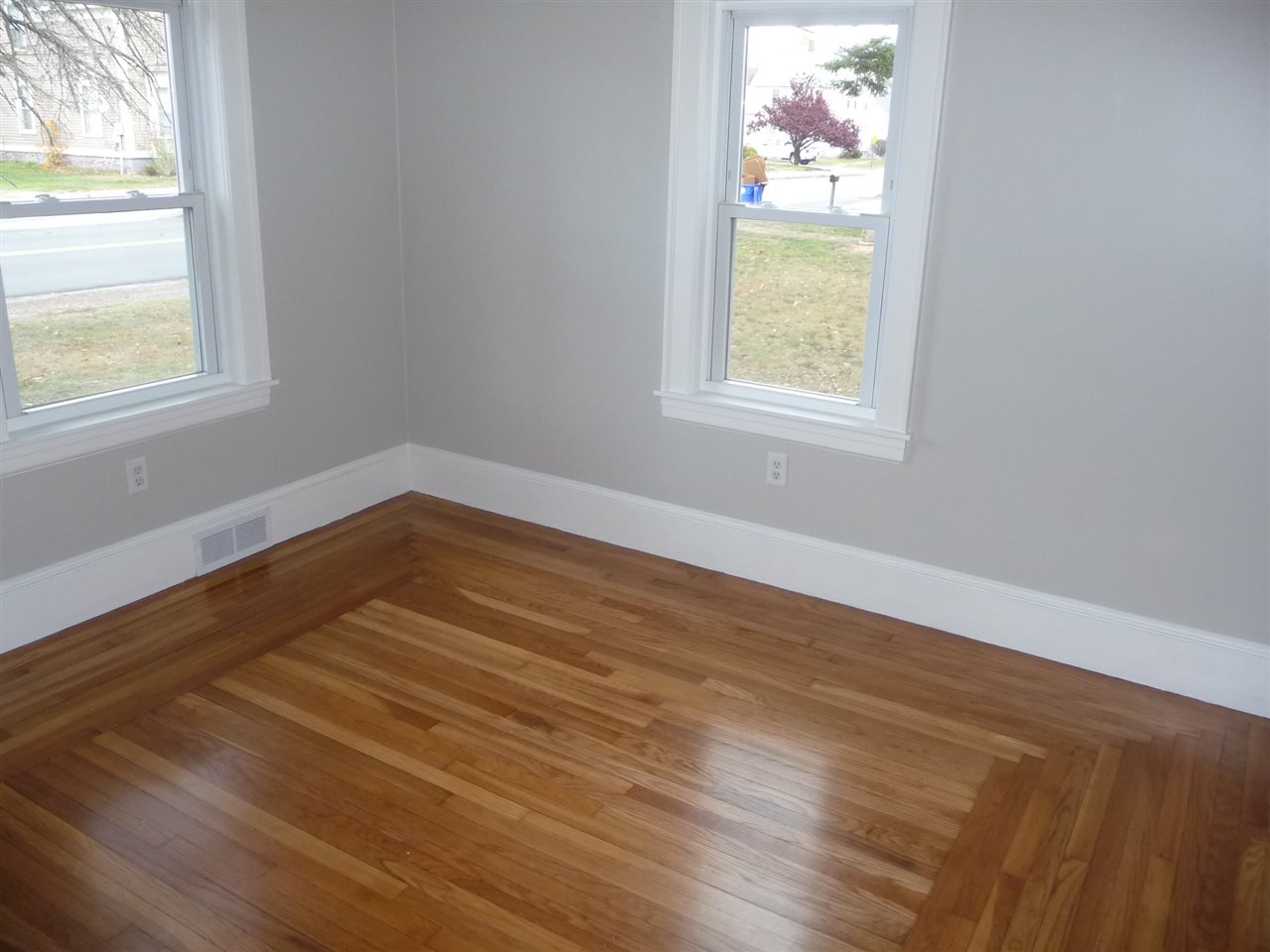 326 Goffstown Road Manchester, NH 03102 - Photo 17 of 26
