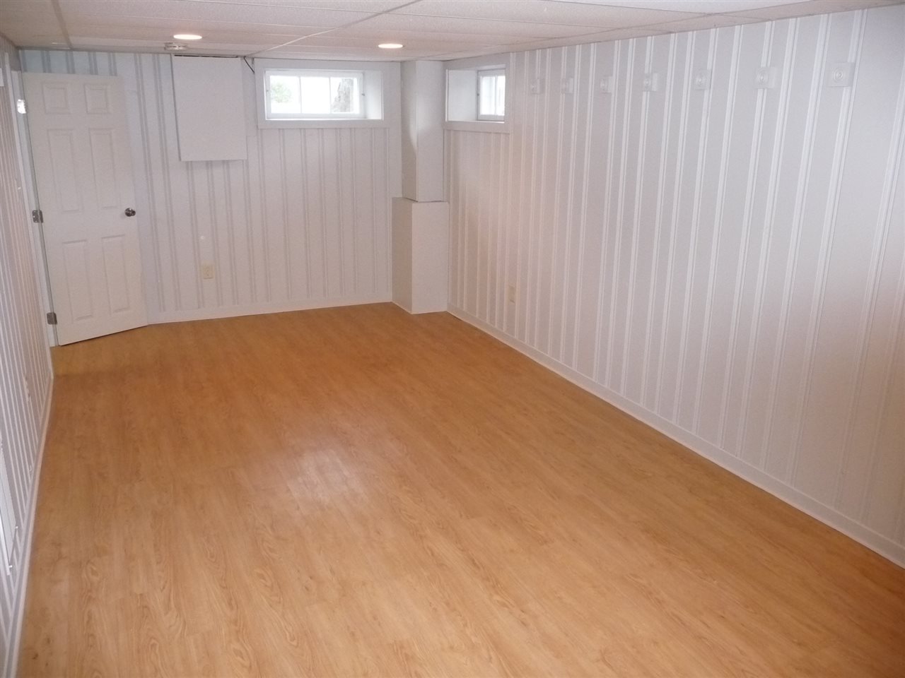326 Goffstown Road Manchester, NH 03102 - Photo 21 of 26