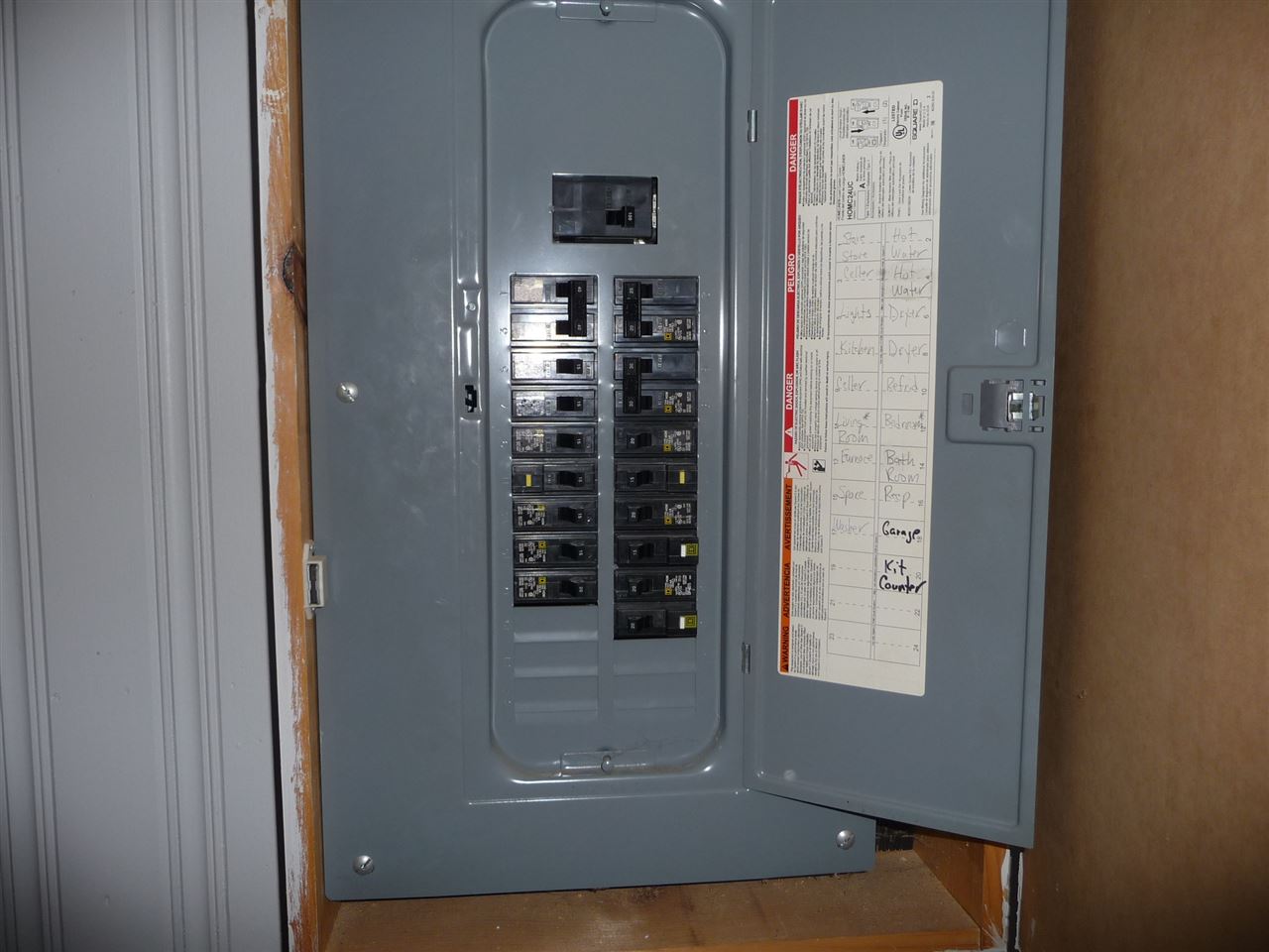326 Goffstown Road Manchester, NH 03102 - Photo 23 of 26