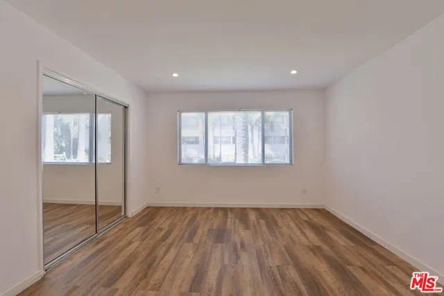 $4,950 | 136 South Palm Drive, Unit 102, Beverly Hills, CA 90212