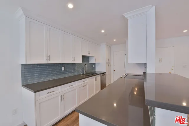 $4,950 | 136 South Palm Drive, Unit 102, Beverly Hills, CA 90212