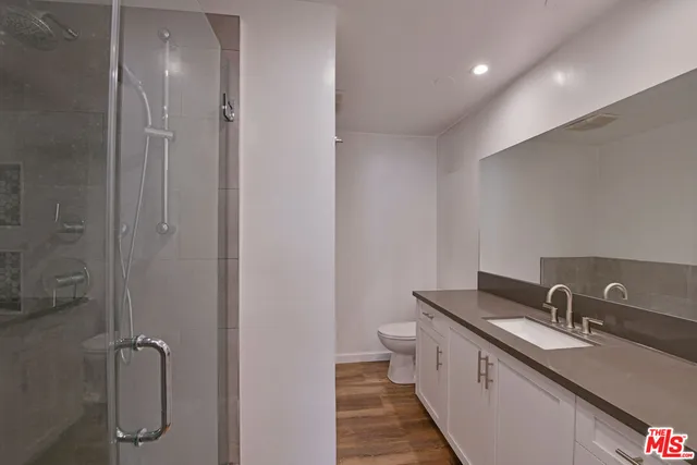 $4,950 | 136 South Palm Drive, Unit 102, Beverly Hills, CA 90212