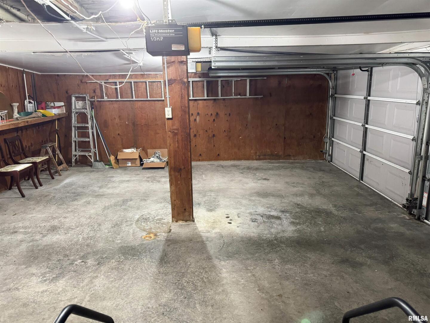 1325 Beech Grove Road Wolf Lake, IL 62998 - Photo 31 of 31 a view of a garage