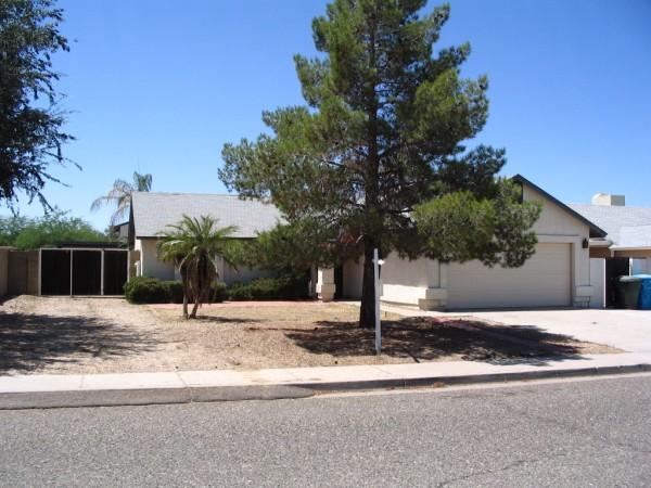 1507 East Utopia Road Phoenix, AZ 85024 - Photo 1 of 5 Front