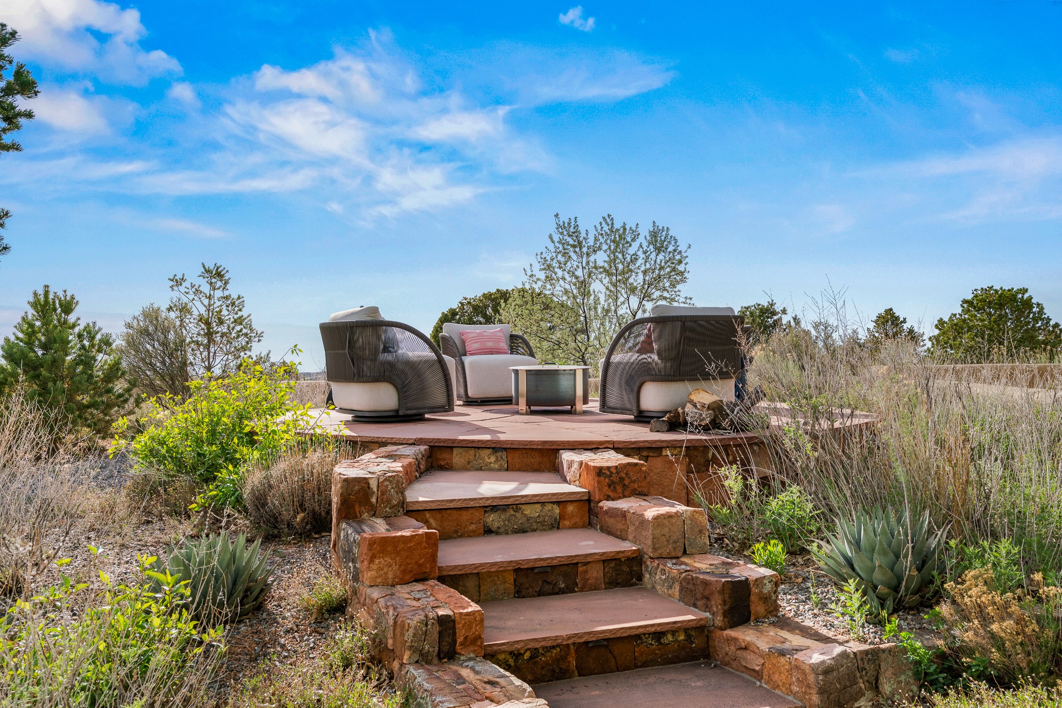 148 Barranca Road Santa Fe, NM 87501 - Photo 18 of 86 Outdoor seating area with breathtaking views
