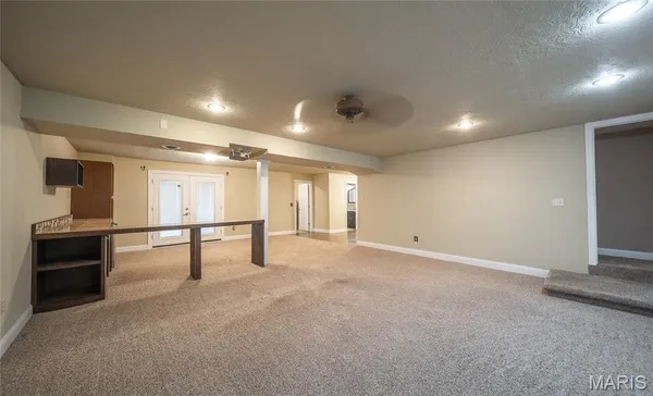 $455,000 | 20601 Laramie Road, St. Robert, MO 65584