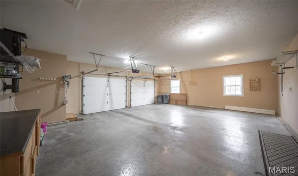 $455,000 | 20601 Laramie Road, St. Robert, MO 65584