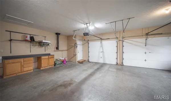 $455,000 | 20601 Laramie Road, St. Robert, MO 65584