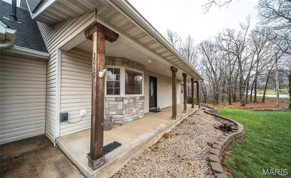 $455,000 | 20601 Laramie Road, St. Robert, MO 65584