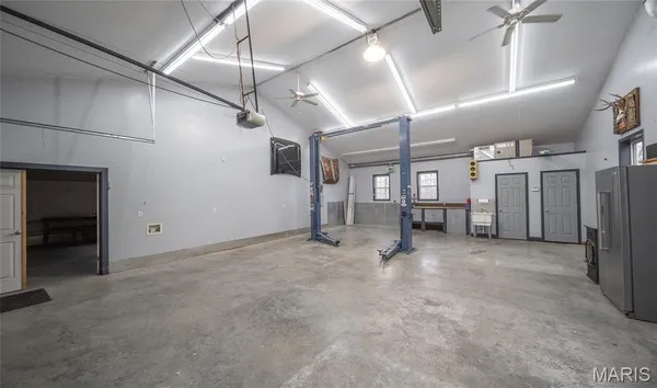 $455,000 | 20601 Laramie Road, St. Robert, MO 65584