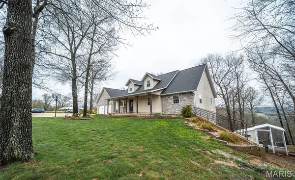 $455,000 | 20601 Laramie Road, St. Robert, MO 65584