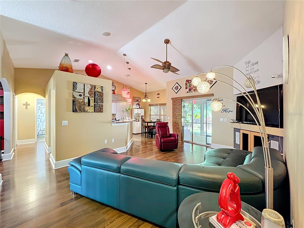 1312 Perkins Road Orlando, FL 32809 - Photo 19 of 80 a living room with furniture