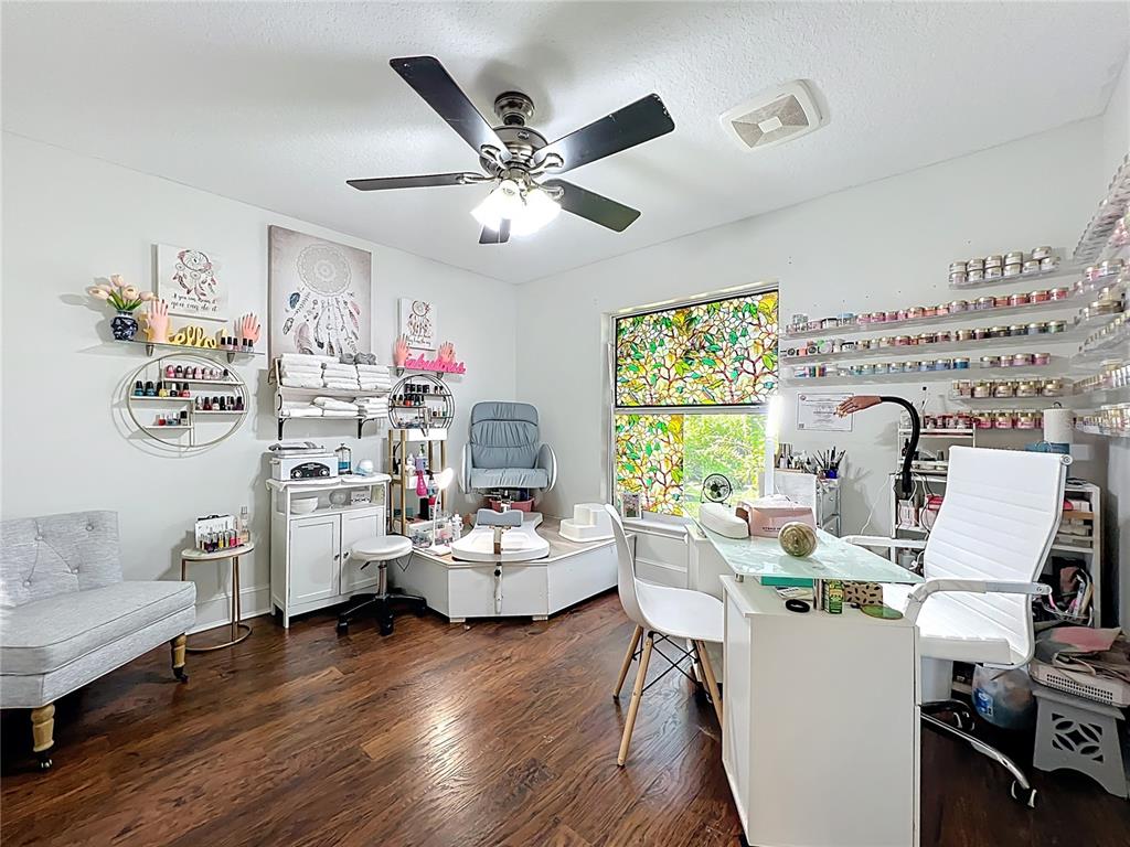 1312 Perkins Road Orlando, FL 32809 - Photo 46 of 80 a living room with furniture and window