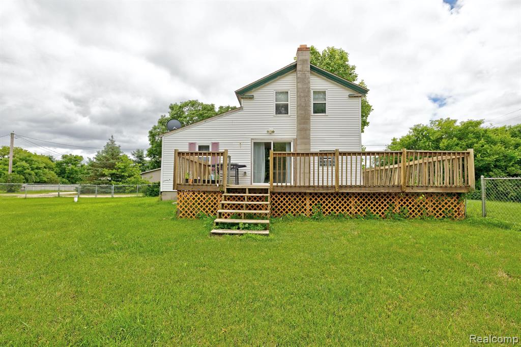 1793 Clark Road Lapeer, MI 48446 - Photo 1 of 38