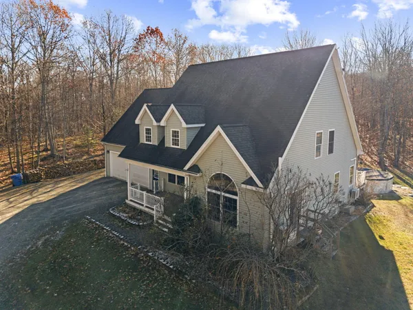 $624,900 | 130 Kennard Road, Newburgh, ME 04444