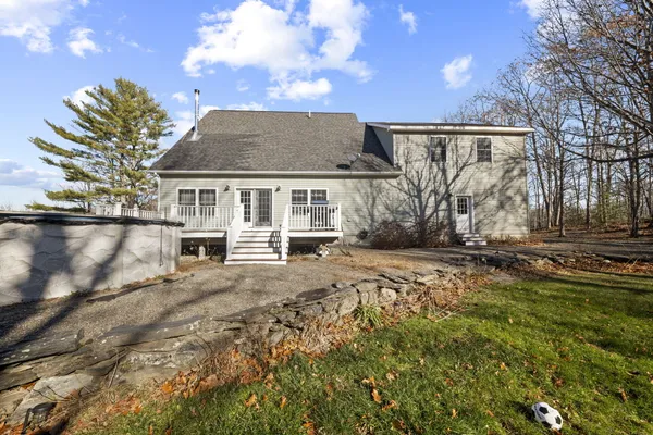 $624,900 | 130 Kennard Road, Newburgh, ME 04444