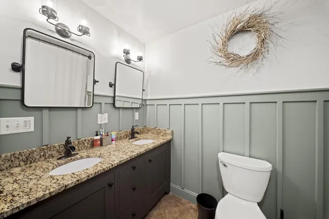 $649,900 | 130 Kennard Road, Newburgh, ME 04444