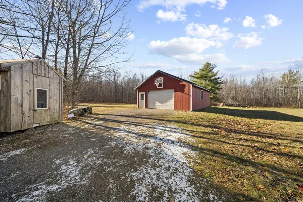 $624,900 | 130 Kennard Road, Newburgh, ME 04444