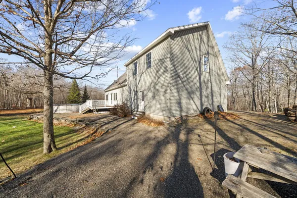 $624,900 | 130 Kennard Road, Newburgh, ME 04444