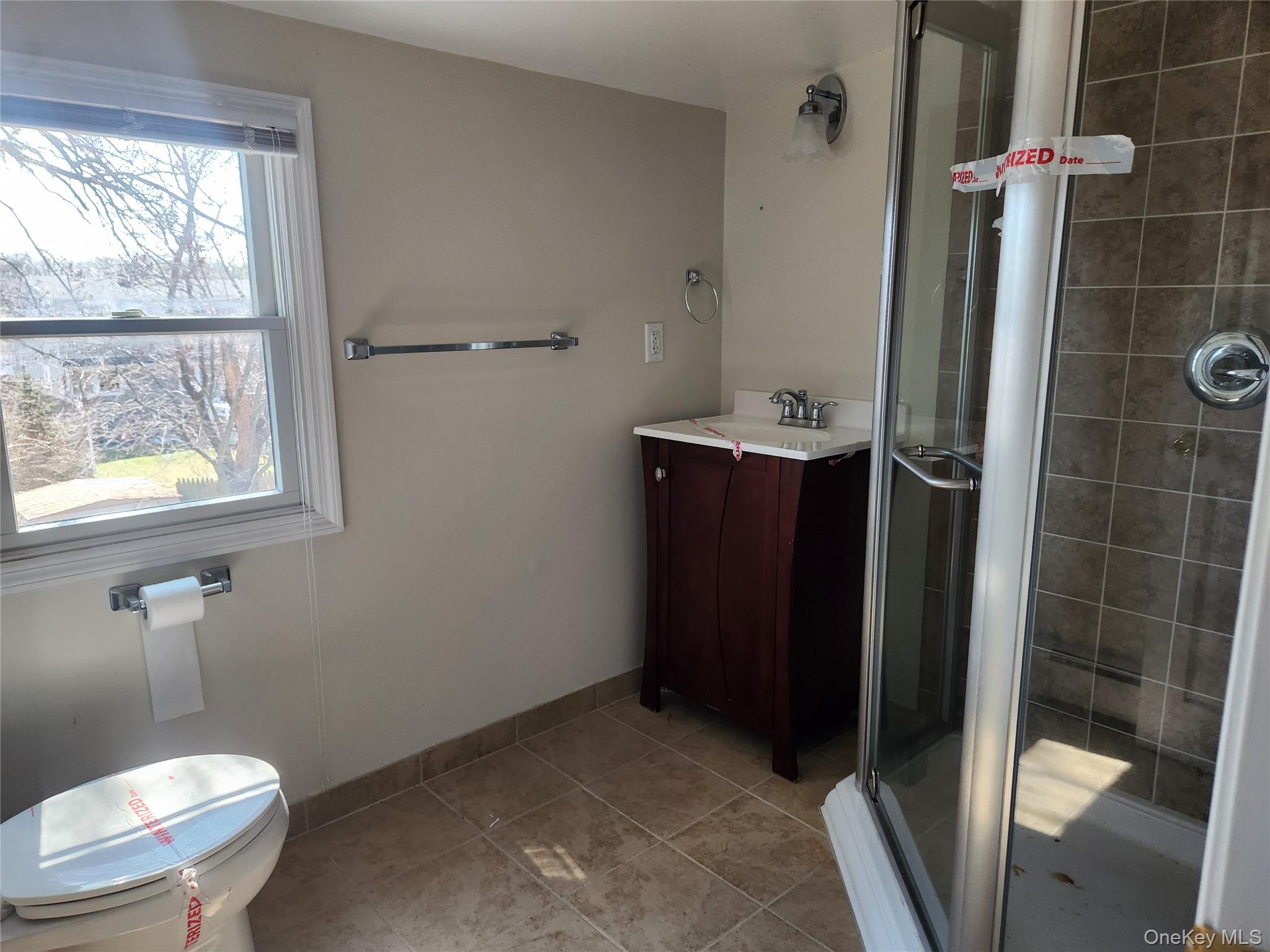 610 Bermuda Road West Babylon, NY 11704 - Photo 15 of 19