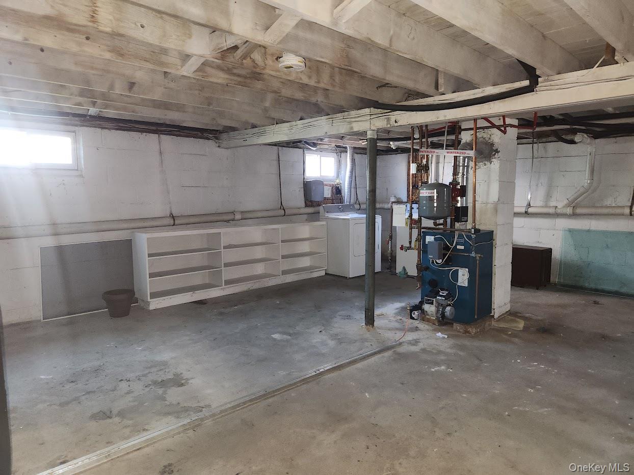 610 Bermuda Road West Babylon, NY 11704 - Photo 17 of 19