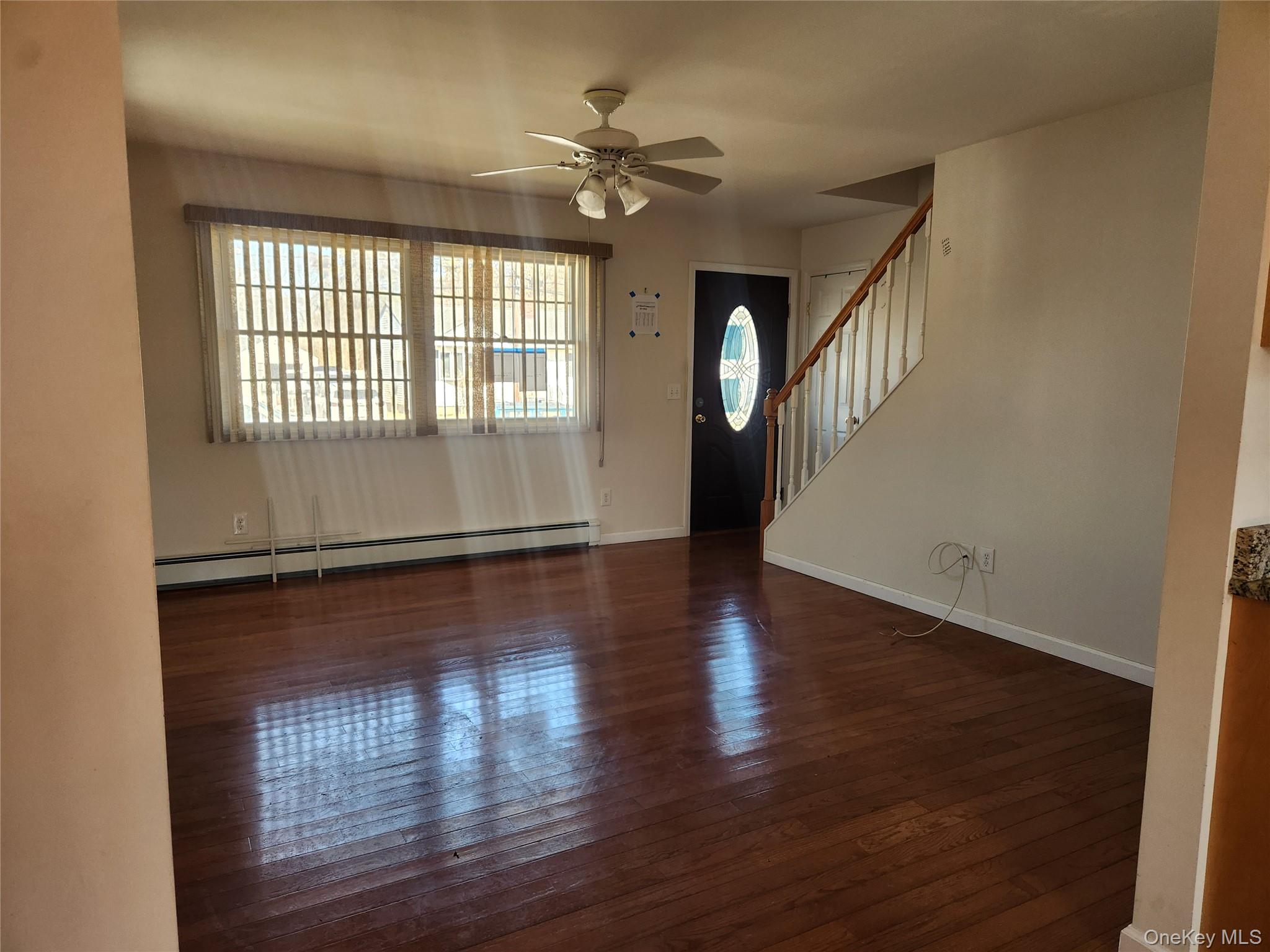 610 Bermuda Road West Babylon, NY 11704 - Photo 4 of 19