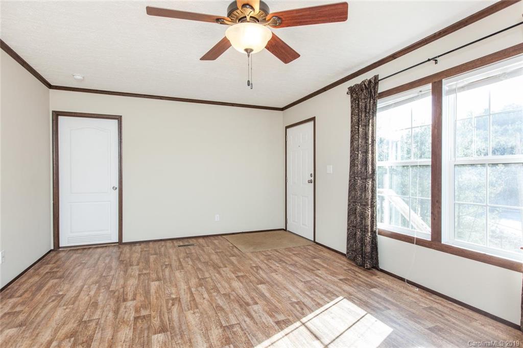 6004 Panther Creek Road Clyde, NC 28721 - Photo 14 of 36 Gallery Image 14