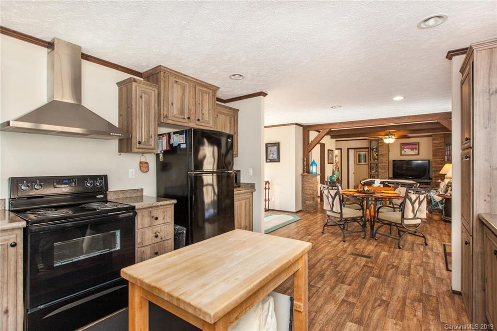 6004 Panther Creek Road Clyde, NC 28721 - Photo 18 of 36 Gallery Image 18