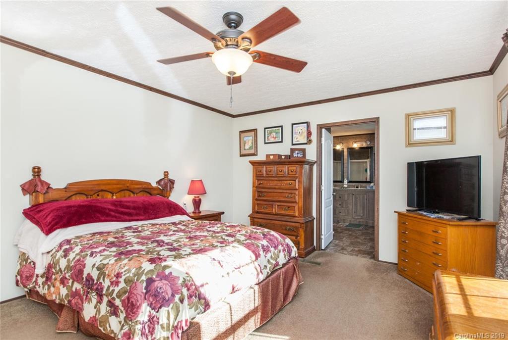 6004 Panther Creek Road Clyde, NC 28721 - Photo 21 of 36 Gallery Image 21