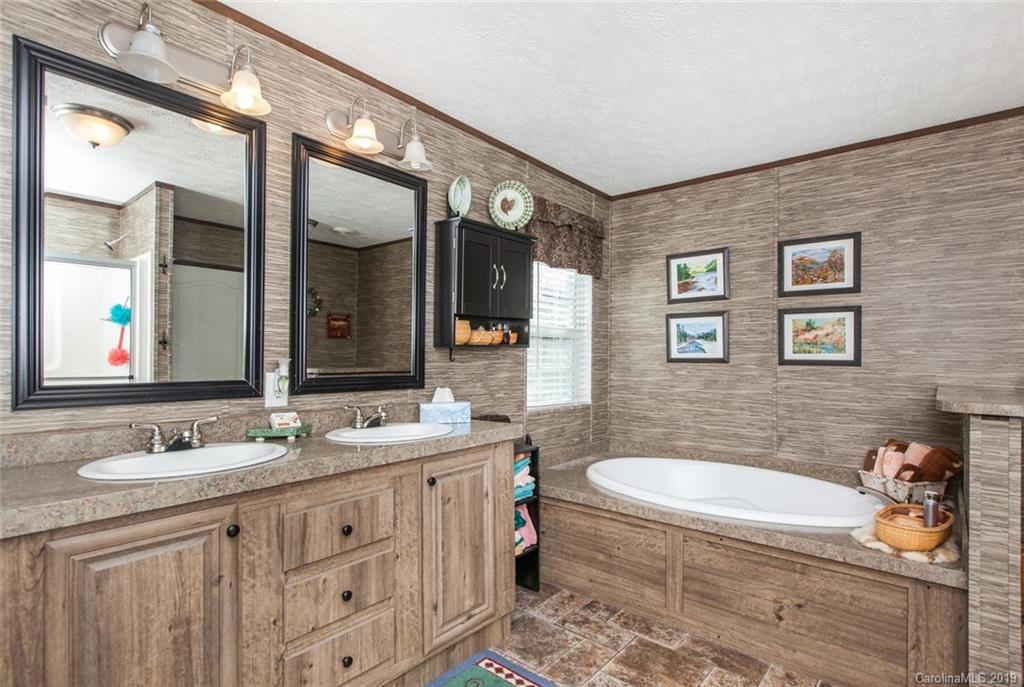 6004 Panther Creek Road Clyde, NC 28721 - Photo 25 of 36 Gallery Image 25