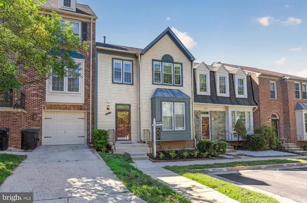 $679,900 | 6433 English Ivy Court, Springfield, VA 22152
