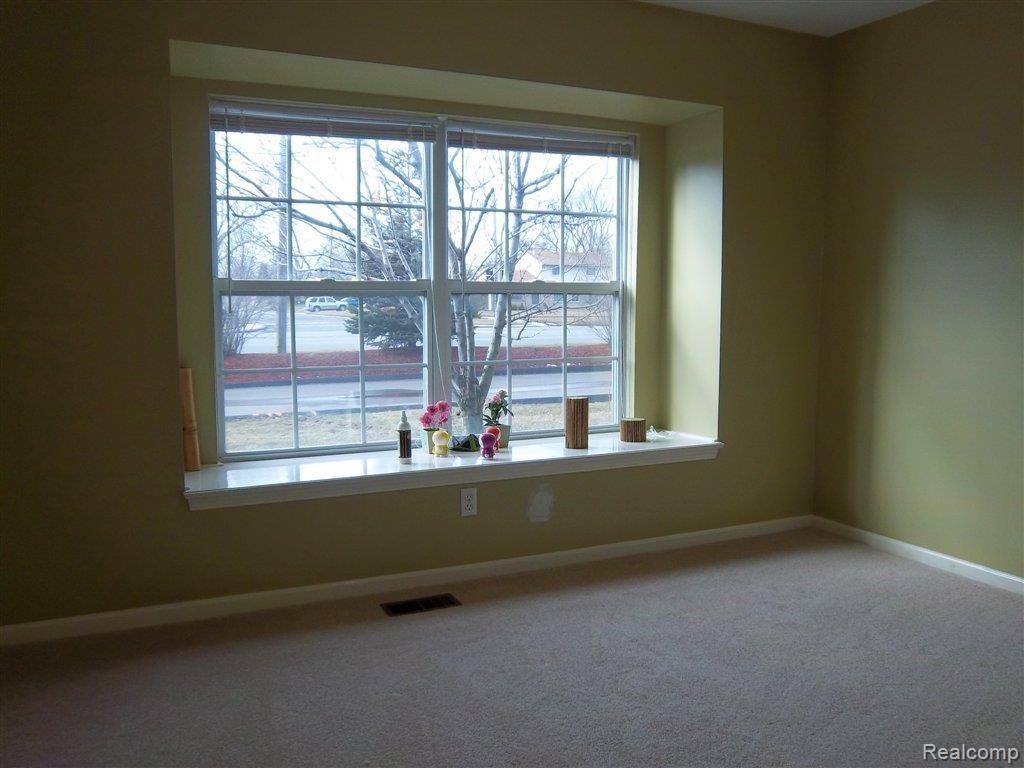 18152 Middlebelt Road, Unit 3 Livonia, MI 48152 - Photo 5 of 9 MIDDLEBELT 014.jpg