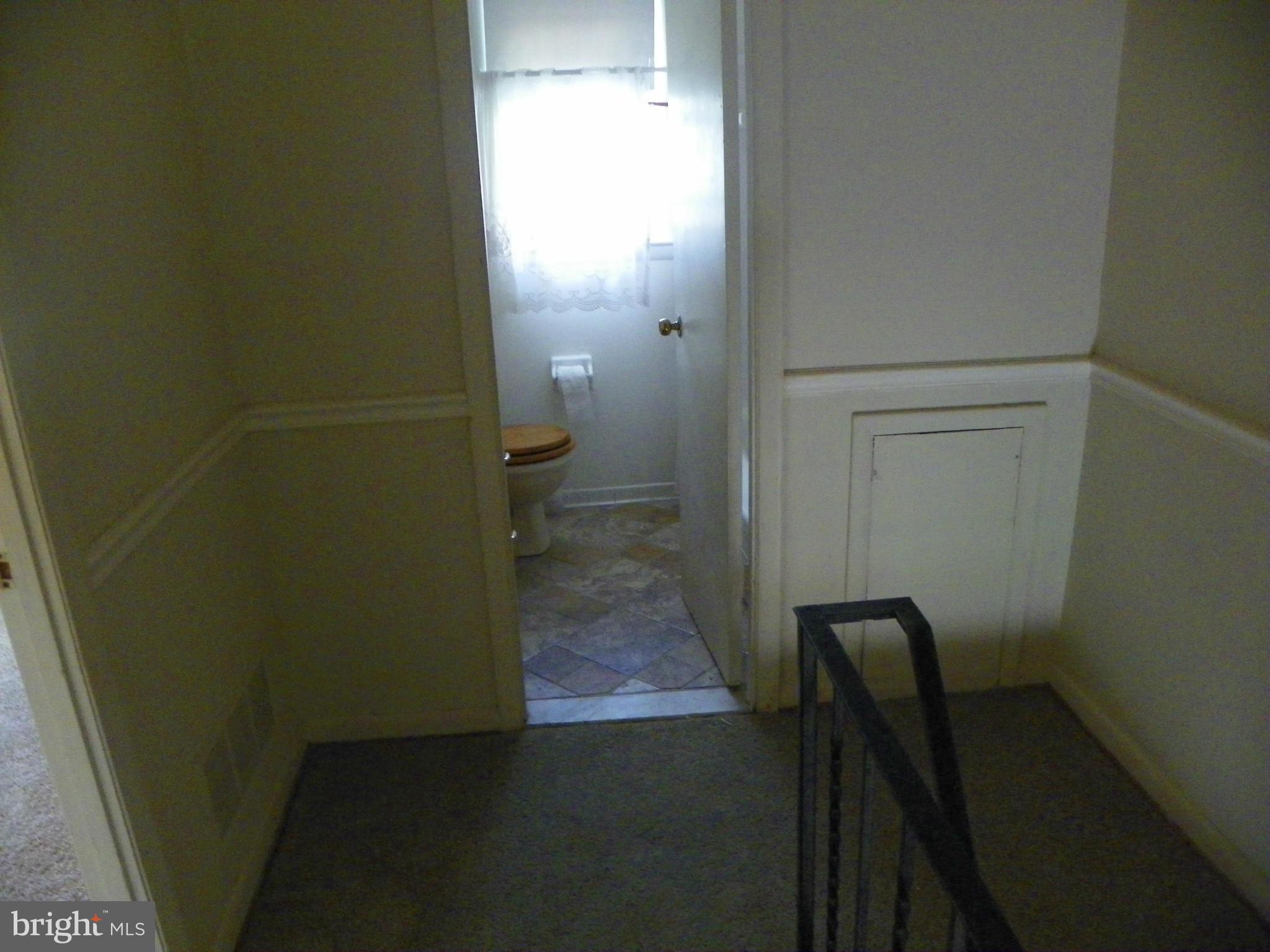 5202 Hillwell Road Baltimore, MD 21229 - Photo 11 of 17 Bedroom