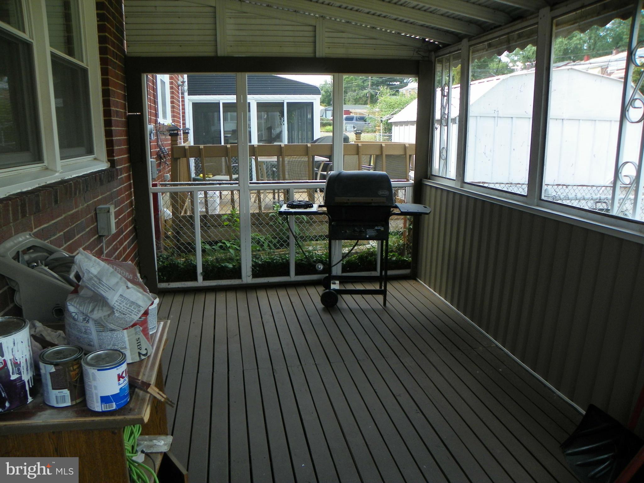 5202 Hillwell Road Baltimore, MD 21229 - Photo 7 of 17 Exterior (Rear)