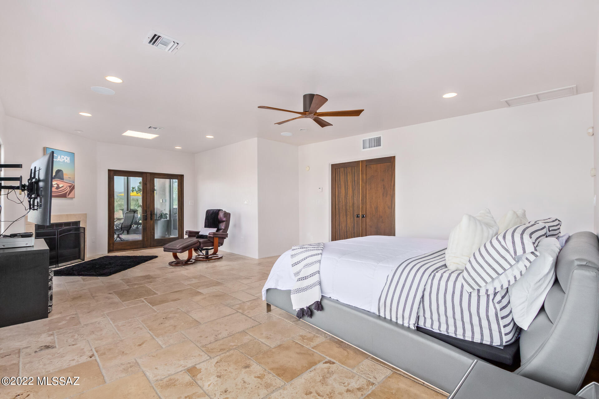 291 West Valle Del Oro Road Oro Valley, AZ 85737 - Photo 16 of 49