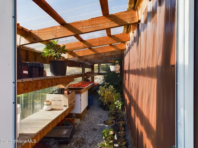 $925,000 | 445 Moose Mountain Lane, Pinehurst, ID 83850