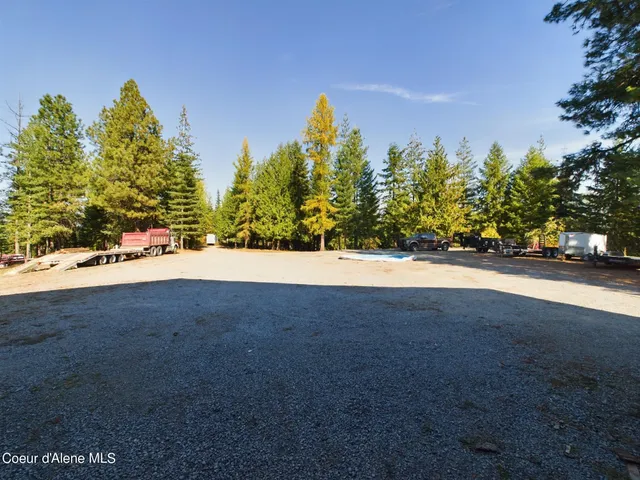 $925,000 | 445 Moose Mountain Lane, Pinehurst, ID 83850