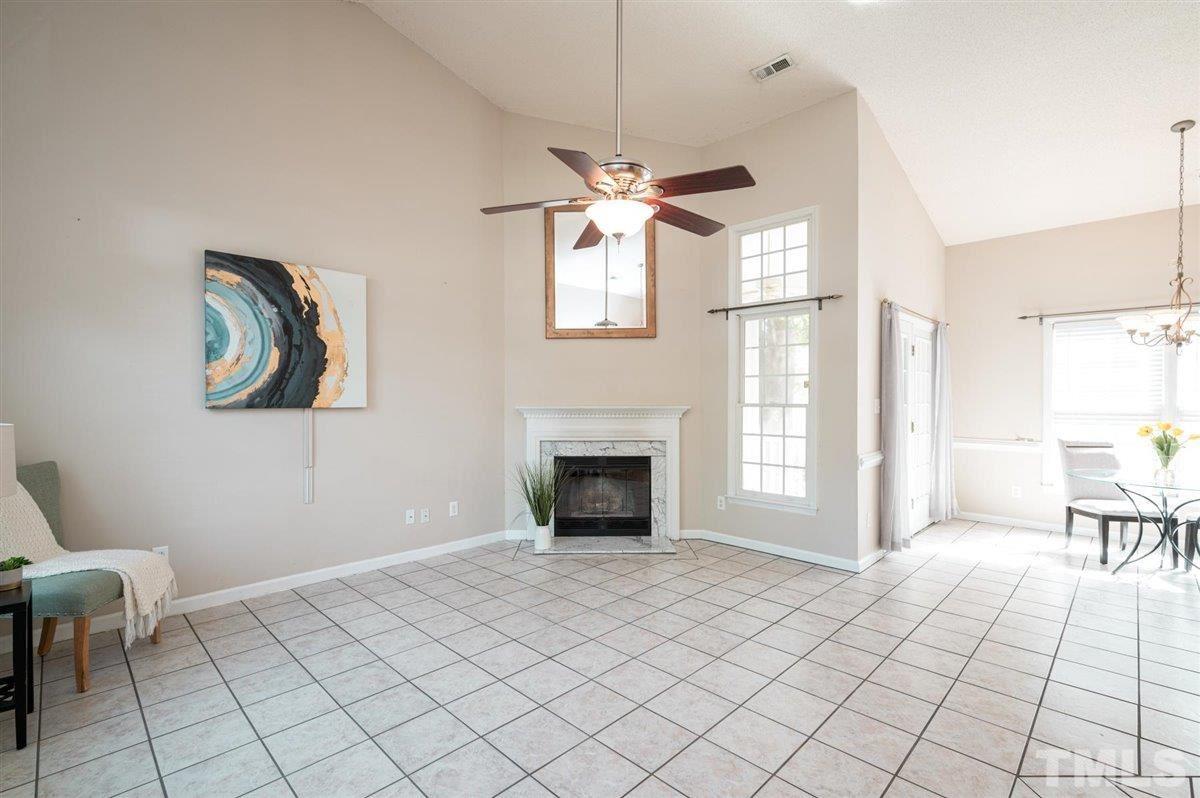 11217 North Radner Way Raleigh, NC 27613 - Photo 5 of 24