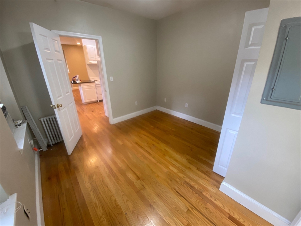 103 Charles Street, Unit G Boston, MA 02114 - Photo 12 of 14