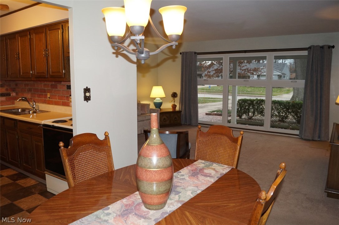 6411 Springwood Road Parma Heights, OH 44130 - Photo 6 of 35
