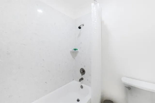 $364,000 | 5640 Verner Oak Court, Unit 2, Sacramento, CA 95841