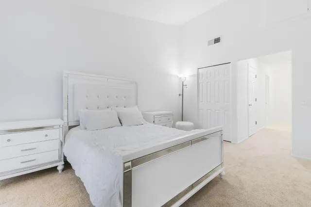 $364,000 | 5640 Verner Oak Court, Unit 2, Sacramento, CA 95841